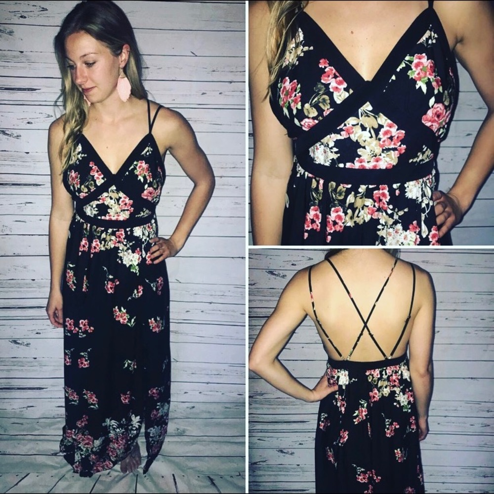 🌺NEW Maxi Floral Dress🌺
